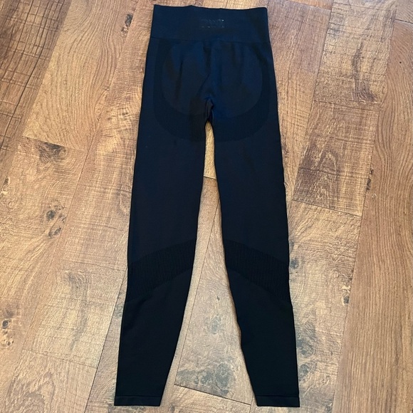 PINK active by Victoria’s Secret tights leggings extra small XS black - Picture 4 of 8